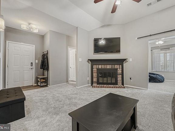 4th image of 601 Churchill Rd