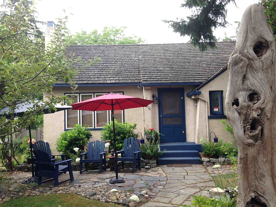 1st image of 6021 32nd Ave NE