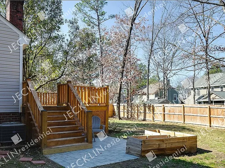 4670 Rollingwood Ln — Photo 46