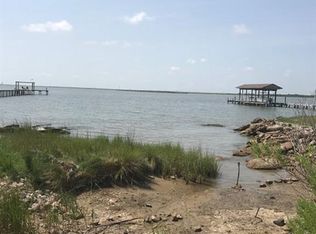 2401 Avenue P, San Leon, TX 77539