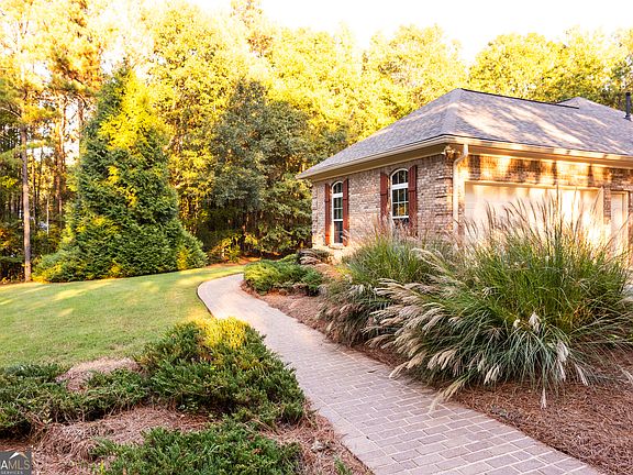 5th image of 681 Alcova Dr