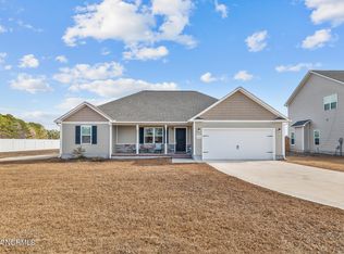 1792 Riggs Rd, Maysville, NC 28555