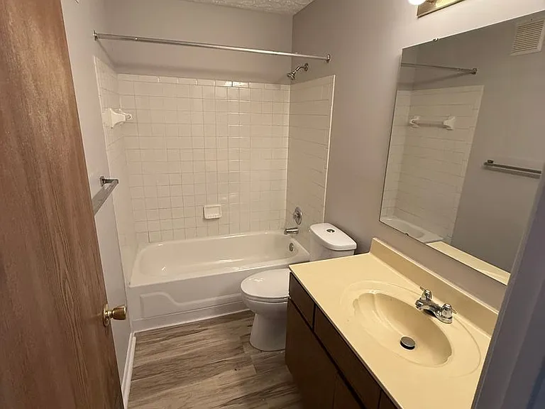 4381 Village Parkway Cir W #2 — Photo 17
