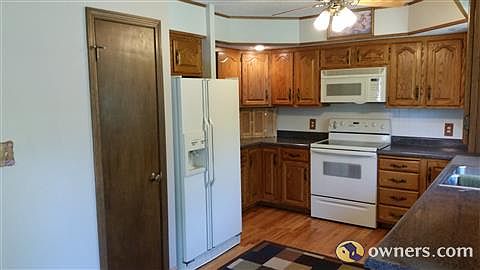 ...and it goes on around the corner