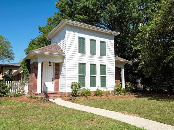 100 Kensington Ct, Fairhope, AL 36532