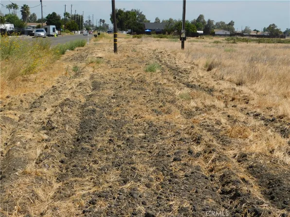 0 W Almond, Auberry, CA 93602