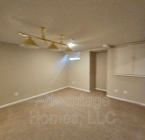 14117 Parkhill Ln — Photo 47