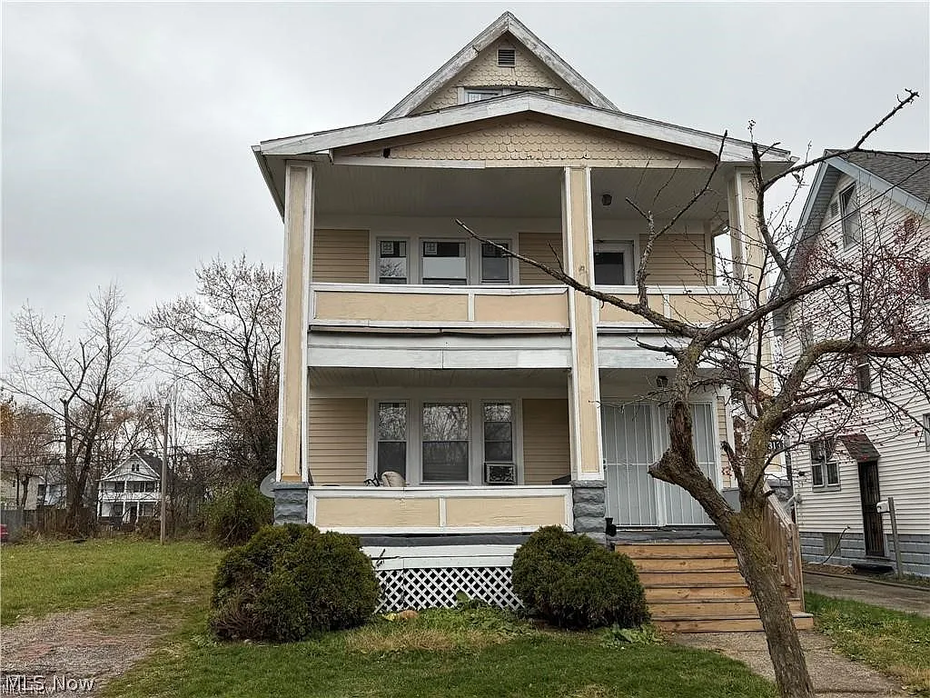 13313 Ferris Ave photo 1