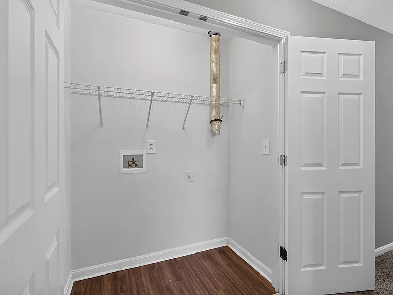 Shelbyville Place — Photo 12