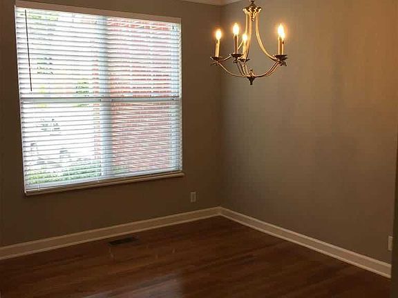 5th image of 730 Cowan Dr