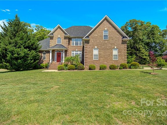 3rd image of 5641 Old Town Ln