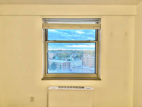 2nd image of 11850 Edgewater Dr APT 1023