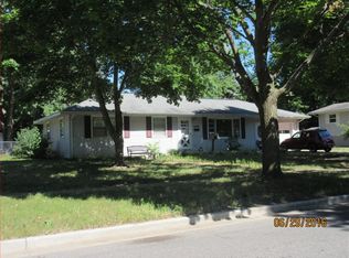 3220 Birchfield Dr, Midland, MI 48642