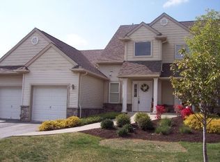 3 Caleb Ct, Hamburg, NJ 07419