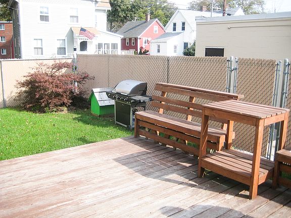 5th image of 277 Copeland St #1