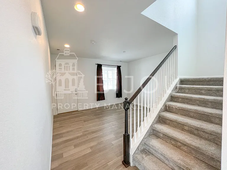 5250 Makalu Dr — Photo 8