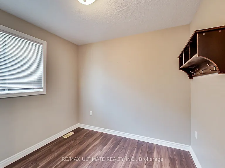 209 Dunsmore Ln #MAIN — Photo 15