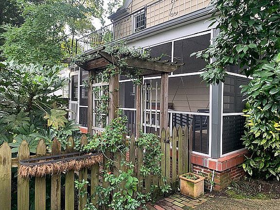 Screen Porch
