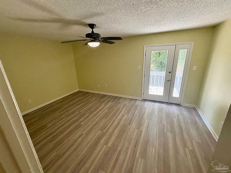 193 Burgess Rd — Photo 8