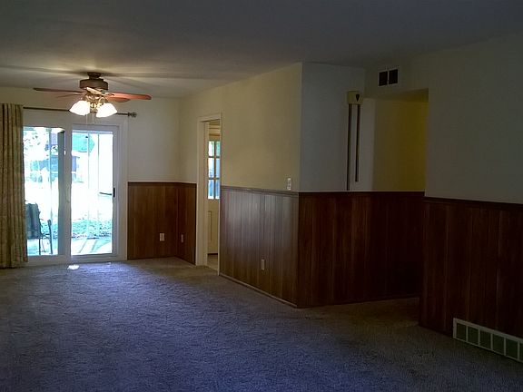 2nd image of 568 Hemlock Dr