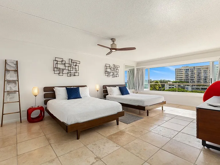2895 Kalakaua Ave #708 — Photo 16