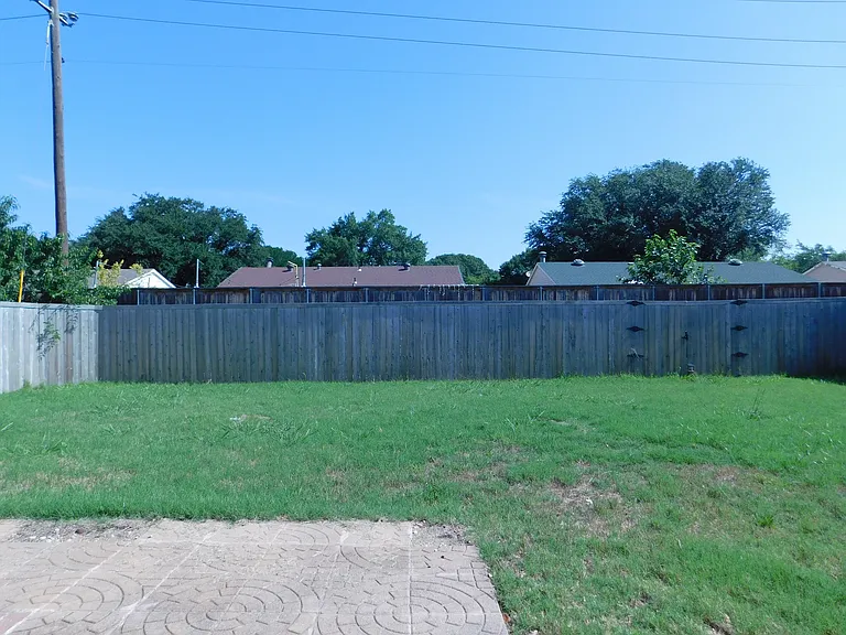 5529 Gates Dr — Photo 21
