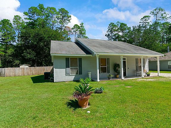 4th image of 23051 Robert Rd