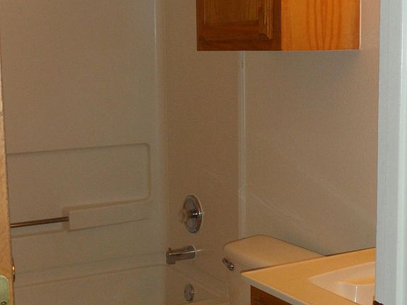 4th image of 2606 Presidio Dr APT 4