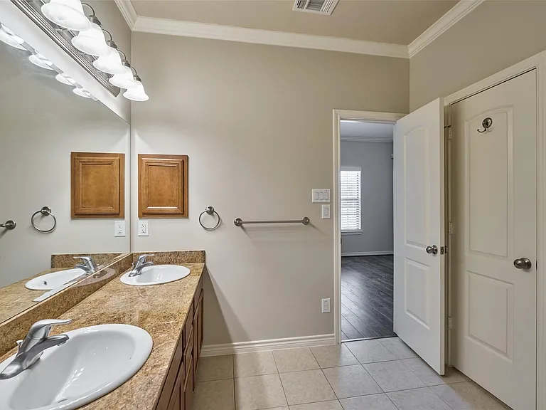 2738 Misty Heath Ln — Photo 30