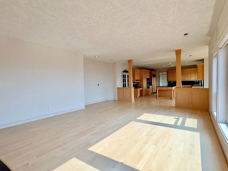 3014 NW Chapin Dr — Photo 21