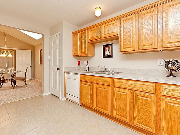 ADDITIONAL ANGLE OF KITCHEN