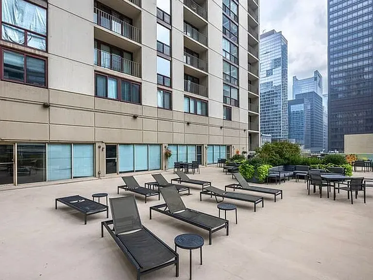 200 N Dearborn St #3407 — Photo 26