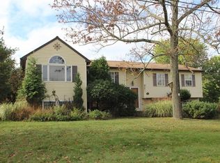 322 Mountain Ave, Monroe, NY 10950