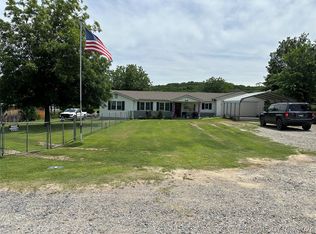 601 E 6th St, Henryetta, OK 74437