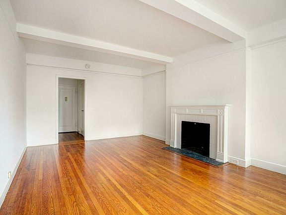 3rd image of 15-17 Park Ave #6C