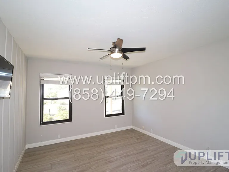 4721 Meadowridge Rd — Photo 12
