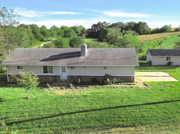 3013 Sherwood Ave, Blockton, IA 50836