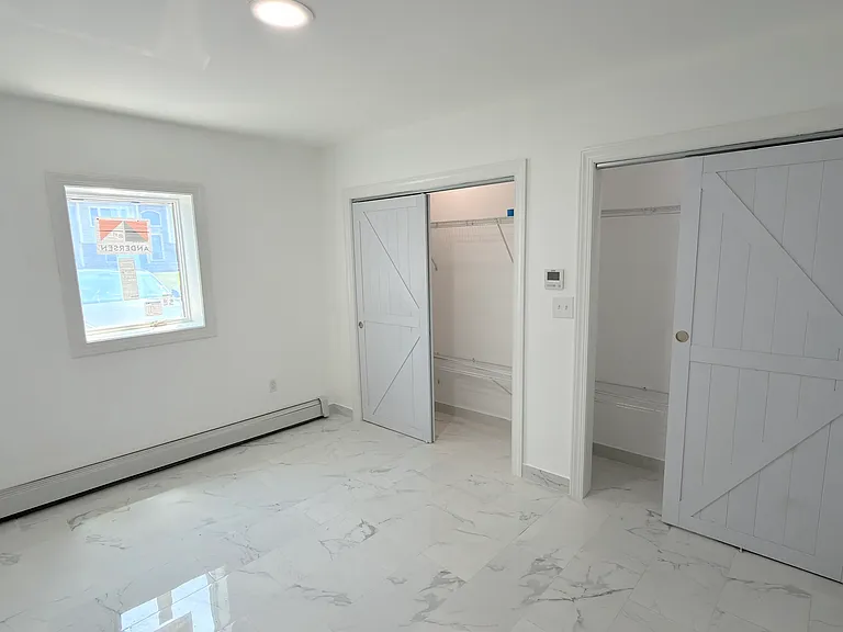 22 Roosevelt St #1 — Photo 16