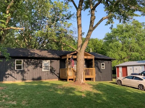103 Opal Street, Monett, MO 65708