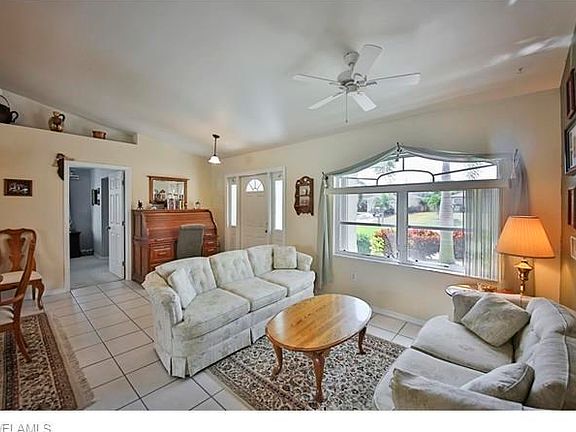 Formal living area....