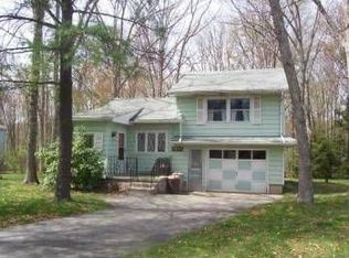 1275 Burlingham Rd, Shawangunk, NY 12566