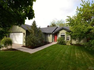 2005 SW 27th St, Redmond, OR 97756