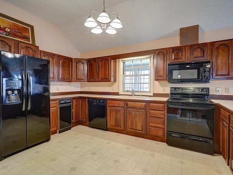 46 Platinum Ct — Photo 10