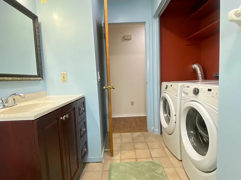 2501 18th Ave S #2501 — Photo 12