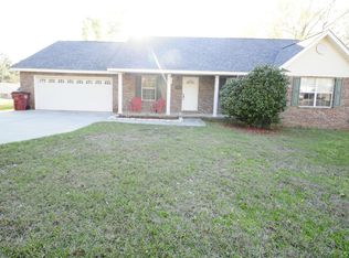 1711 Provost Cir, Picayune, MS 39466