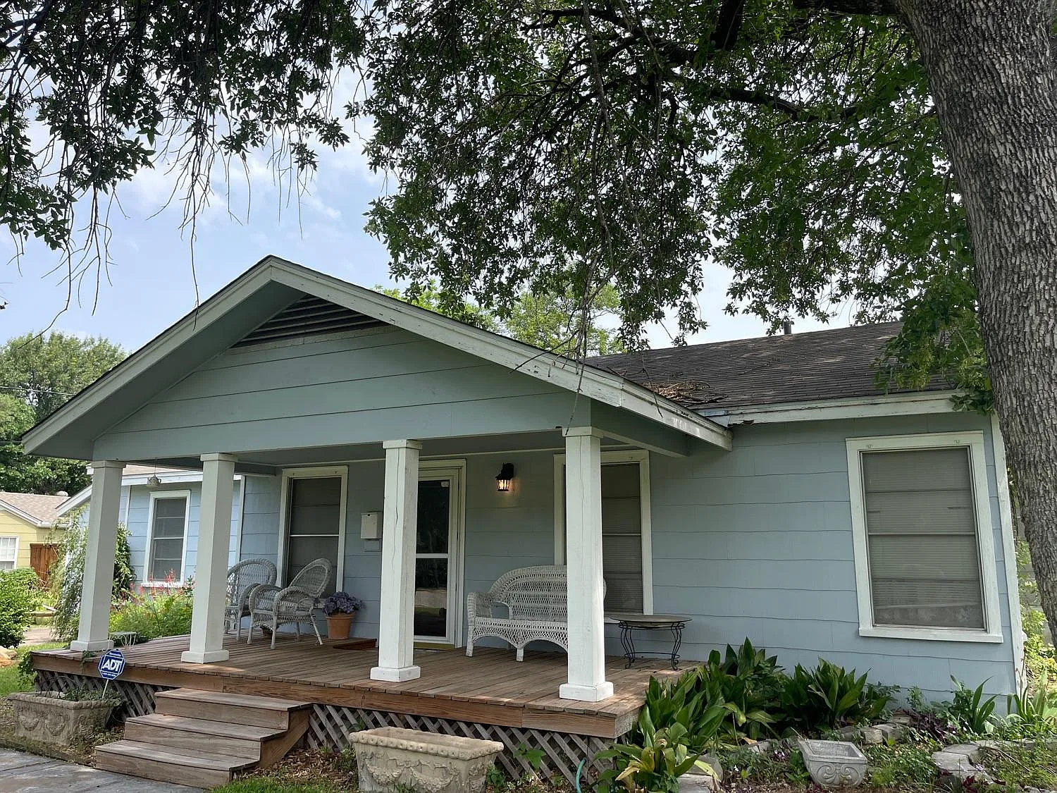 3 bed, 1494 sqft, $2,250 — Photo 1