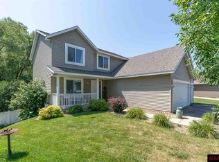 133 Gambrelle Ct, Mankato, MN 56001