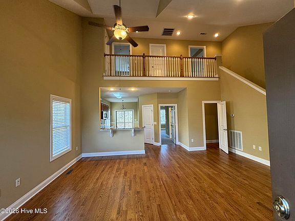 3rd image of 86 Cypress Cir