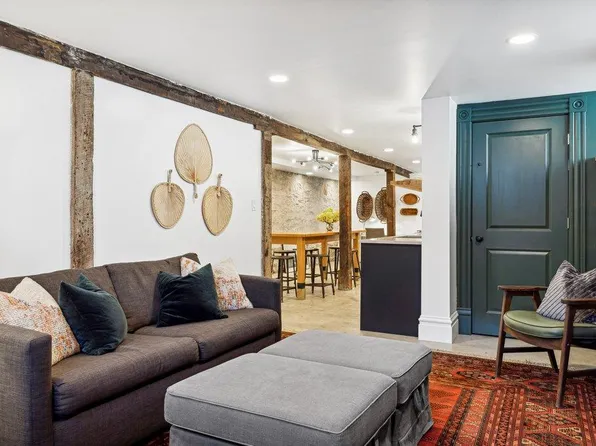 3508 Arsenal St, Saint Louis, MO 63118