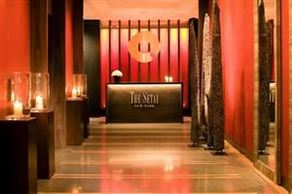 Rented by Douglas Elliman | media 16